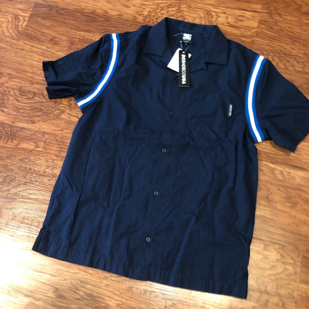 Dc Shoes Co Button Down Shirt